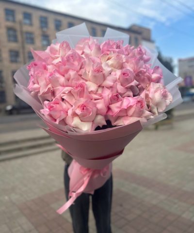 Букет французских роз в нежно-розовых тонах