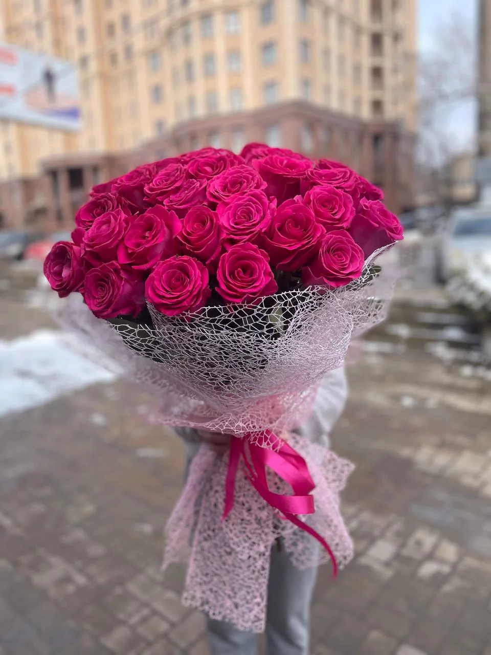 Монобукет из розовых роз — изображение 3