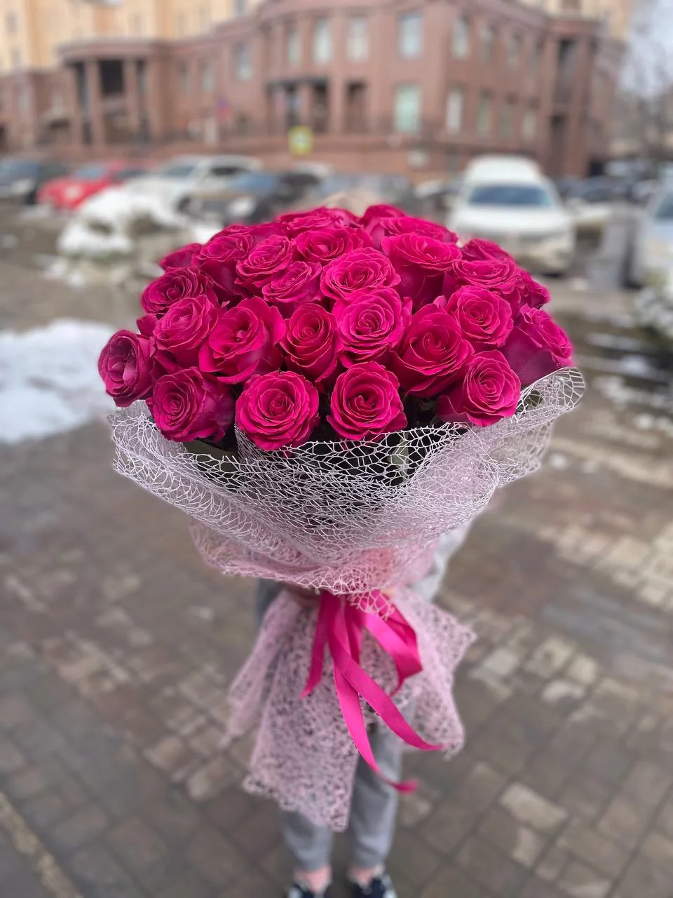 Монобукет из розовых роз — изображение 4