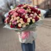 Vip монобукет из разноцветных роз