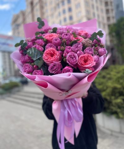 Букет-микс из ярких роз
